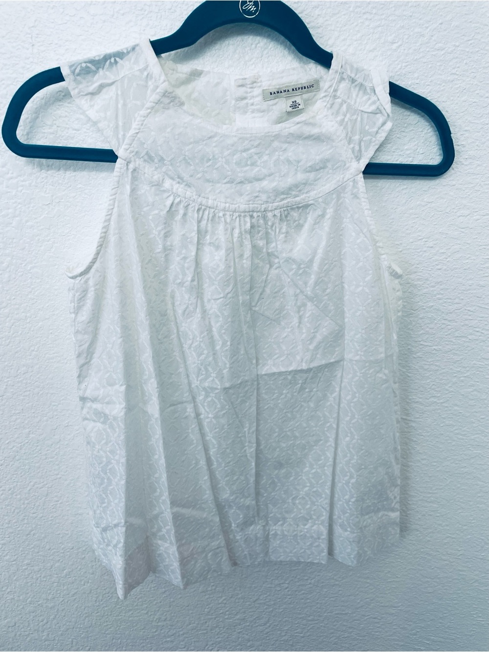 Banana Republic White Eyelet Sleeveless Top